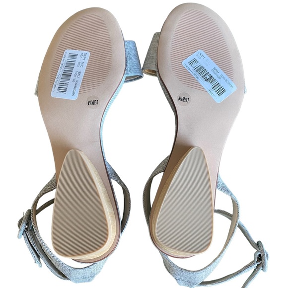 Enzo Angiolini NWT Grey Strappy Sandals 6.5 - Picture 8 of 12